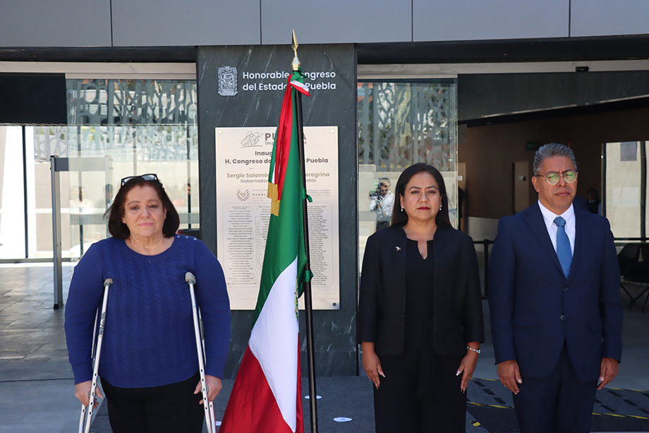 Conmemora Congreso del Estado el Día de la Bandera – Al Chile… Poblano!